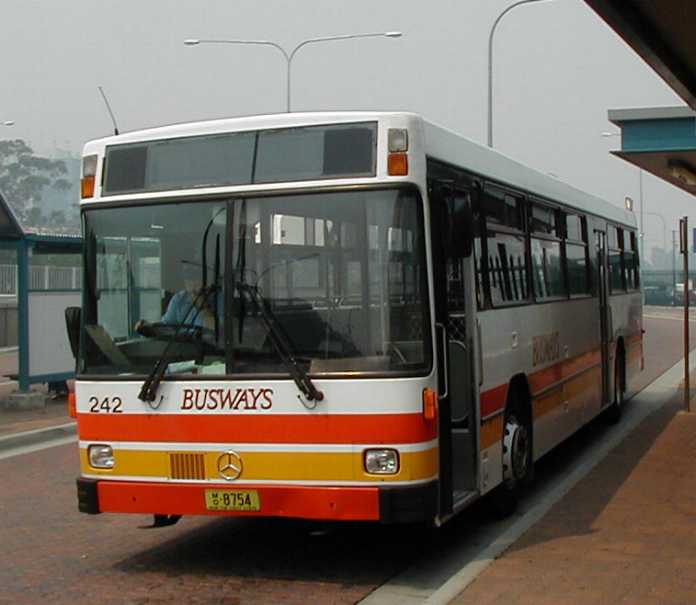 Busways Mercedes O405 Custom 242